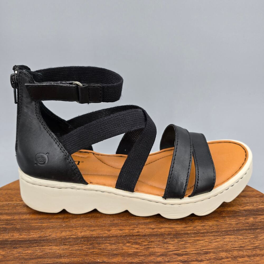 Born Sandals Womens 7 M Black Leather Ankle Strap Adjustable Gladiator Platform
